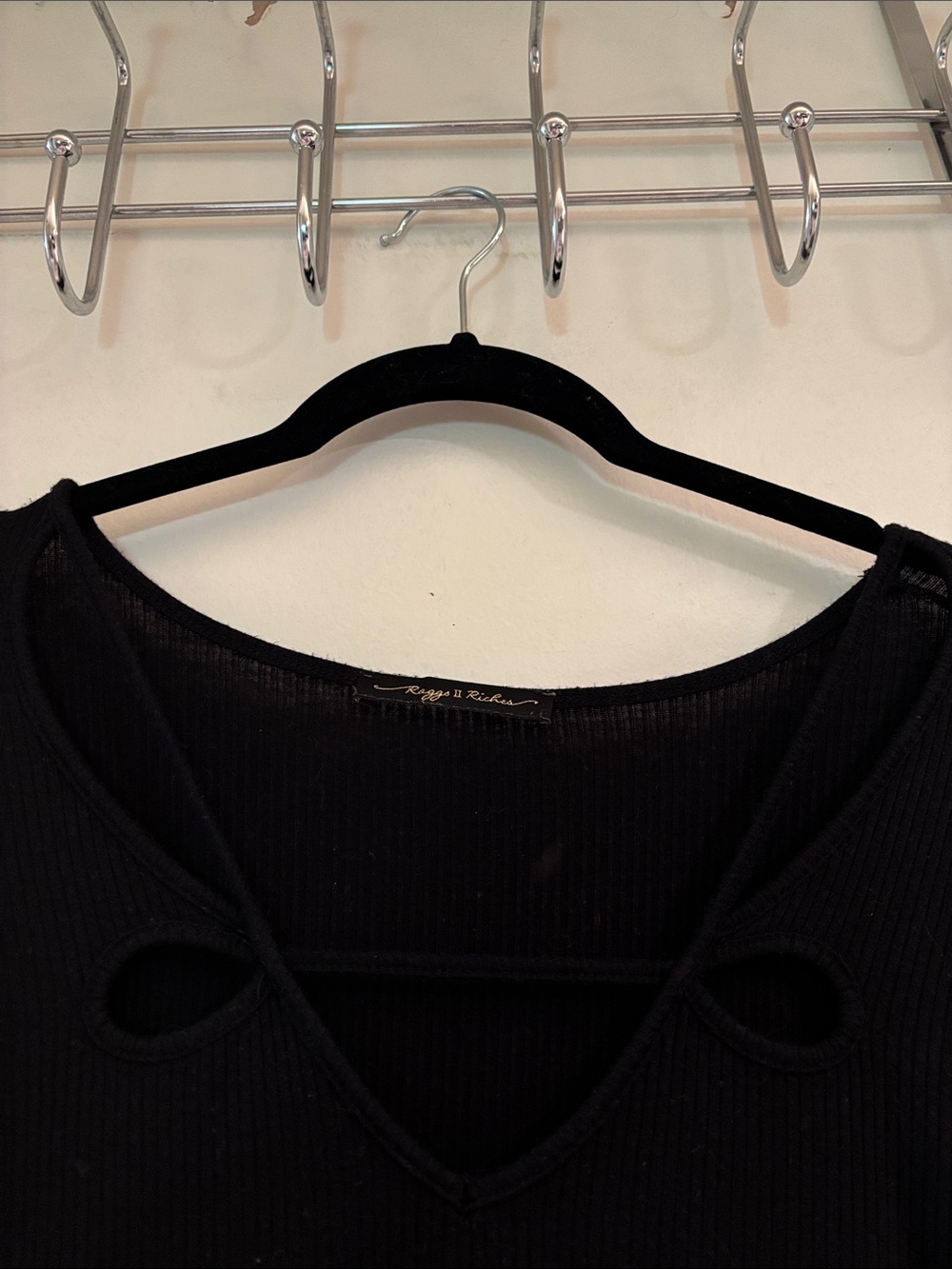 🎱 Raggs II Riches Ribbed Knit Blouse - Picture 3 of 5